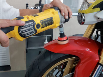 Detalhamento-em-Motos---Shine-&-Protections---Estética-Automotiva-(1)