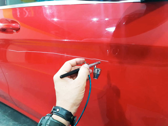 Micro Pintura (Aerografia em Riscos) - Shine & Protections - Estética Automotiva Micro-Pintura-(Aerografia-em-Riscos)---Shine-&-Protections---Estética-Automotiva-(2)